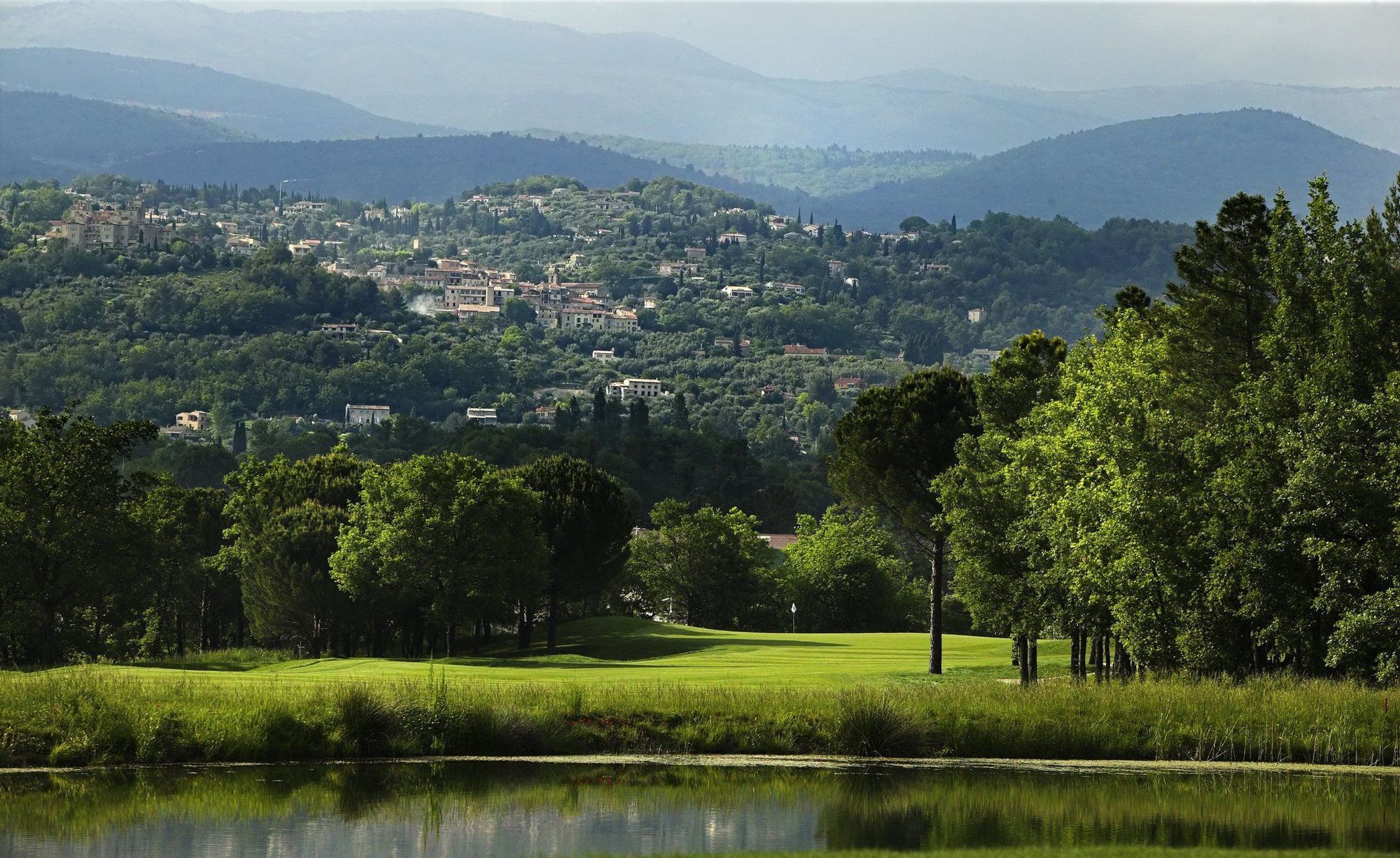 Terre Blanche Hotel Spa Golf Resort Tourrettes Instalações foto